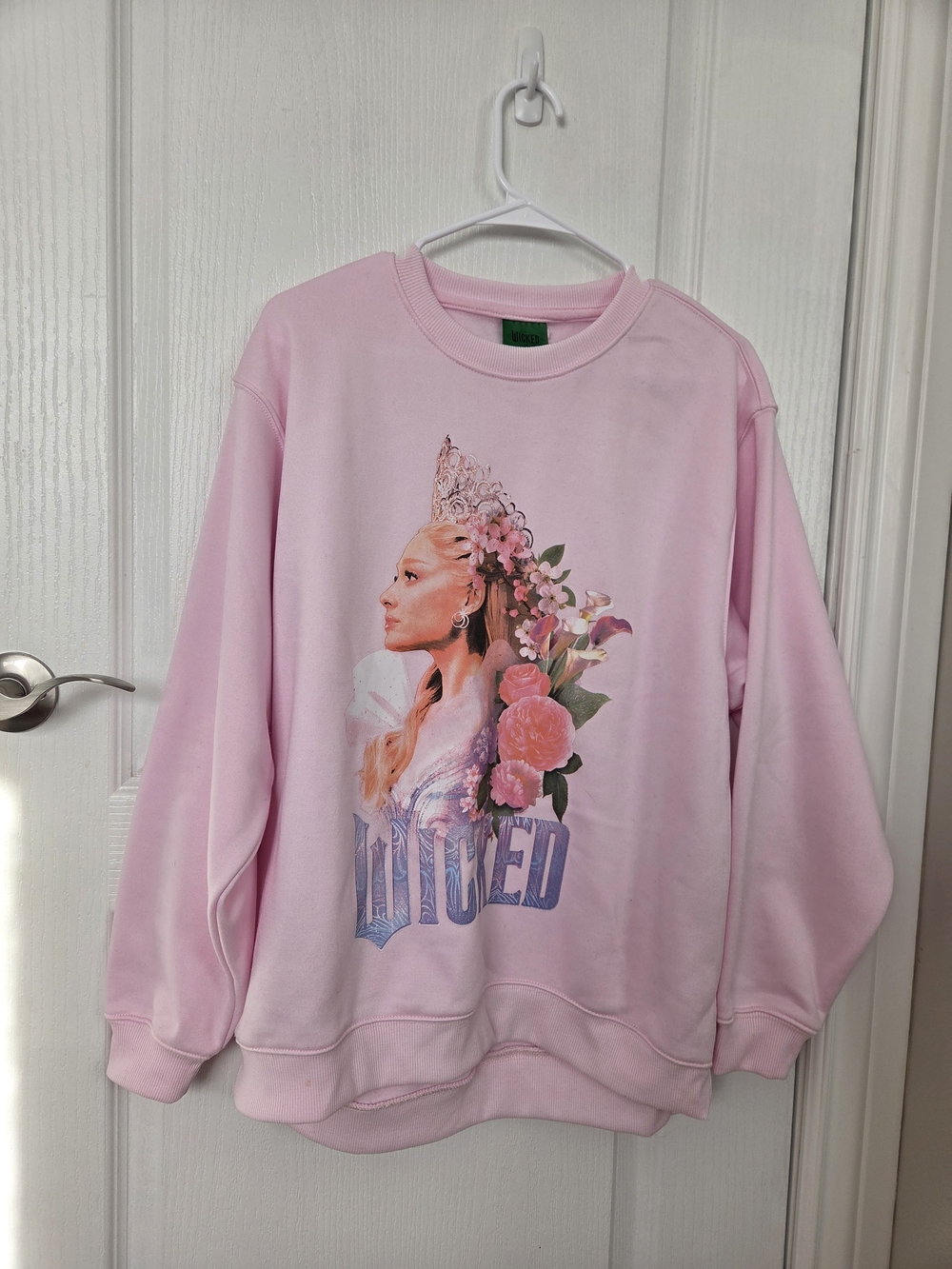 Wicked Graphic Crewneck Sweatshirt - Pink